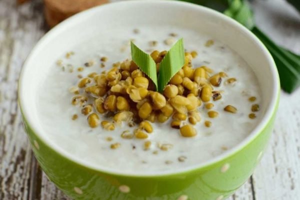 Segudang Manfaat Bubur Kacang Hijau dan Cara Membuatnya.