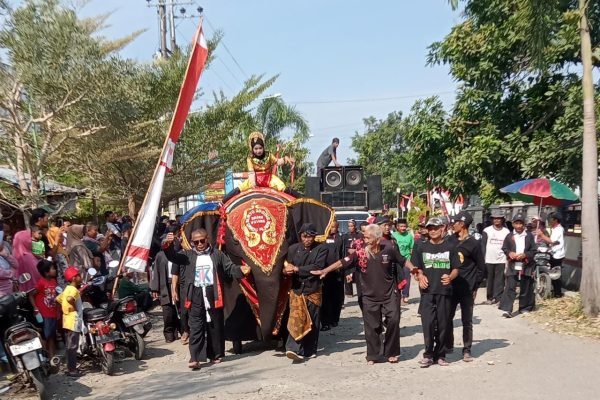 Semarakkan Hari Kemerdekaan dan Tahun Ajaran Baru, Pondok Darur Rohmah Adakan Pesta Rakyat