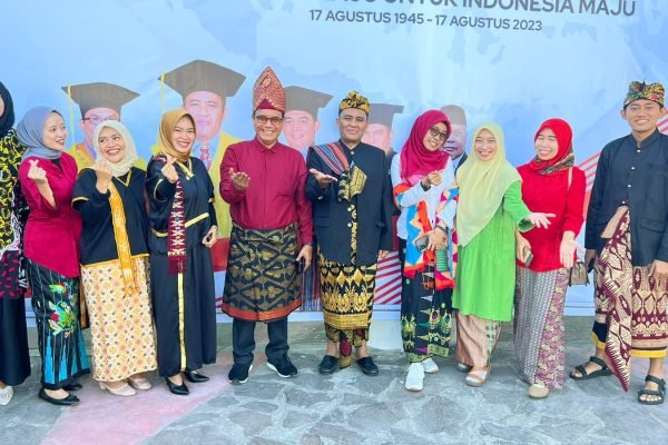 Merdeka bukan bebas menghina