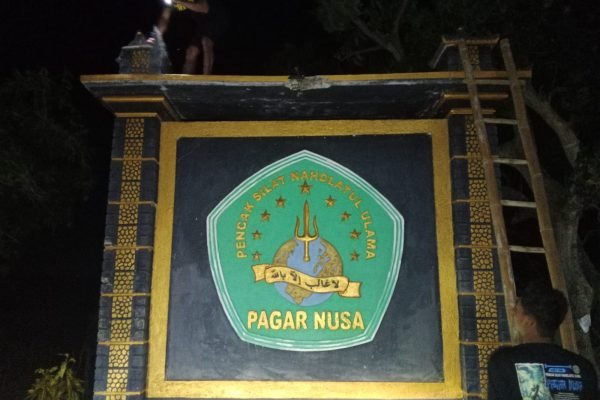Dukung Kamtibmas, Pagar Nusa Ponorogo Tutup Tugu Silatnya