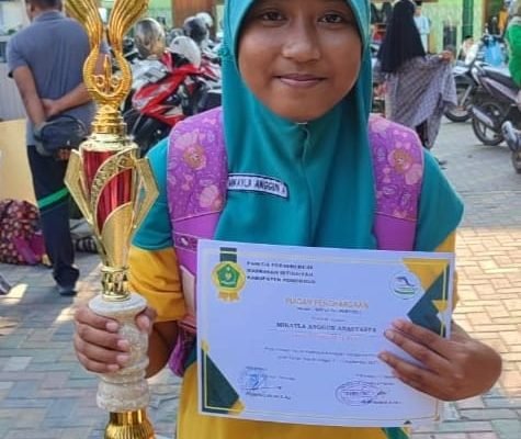 Keren, Dua Siswi MI Ma’arif Al-Faqih Wringinanom Raih Juara di PORSENI MI Tingkat Kabupaten Ponorogo