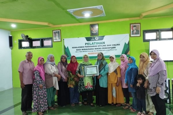 Berdayakan UMKM, FDKI INSURI Bersama BAZNAS Ponorogo Gelar Pelatihan Manajemen Pemasaran