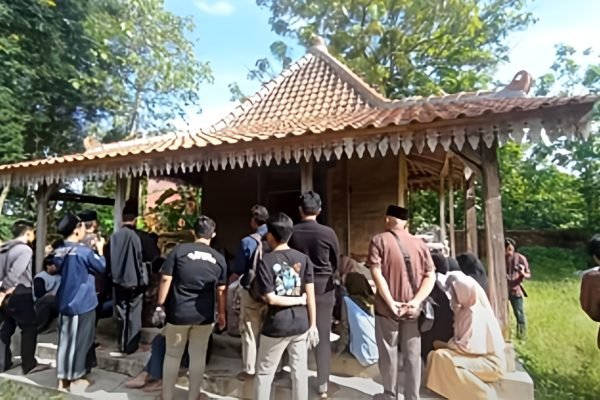 Jagongan Ponorogo, Rencanakan Pelestarian “Daluang” Kembali Produksi di Tegalsari