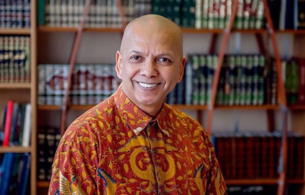 Ber-Islam Secara Progresif Ala Farid Esack: Eksistensial Pasif Menuju Pembebasan yang Bersifat Dinamis