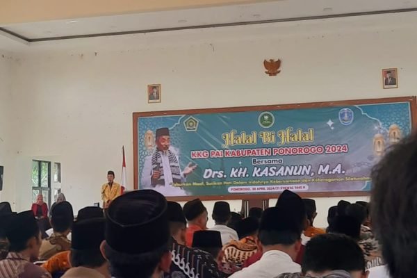 Guru PAI Ponorogo Adakan Halal Bi Halal 2024: Bersatu dalam Keberagaman dan Keampunan