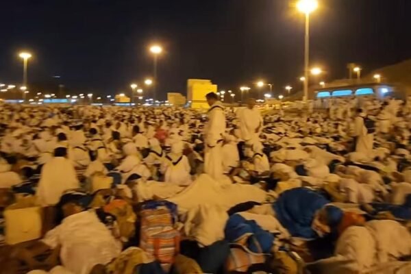 Makna dan Filosofi Salah Satu Rangkaian Wajib Ibadah Haji, Wukuf di Arafah
