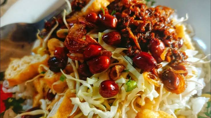 Nasi Kotak Rasa Nusantara: Menjelajahi Kelezatan Masakan Daerah dalam Genggaman