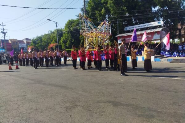 Hari Pramuka ke-63, Kwarcab Ponorogo Gelar Lomba Kirab