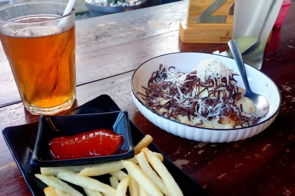 Rekomendasi Menu di Terrace Cafe Magetan, Apa Aja Sih?