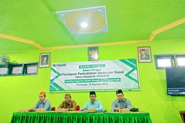 Persiapan Perkuliahan TA Baru, Civitas Akademika INSURI Ponorogo Adakan Rakor Bertekad Menjadi Kampus Unggulan