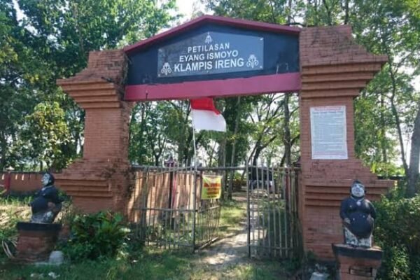 Klampis Ireng: Pusaran Mistis di Hati Ponorogo