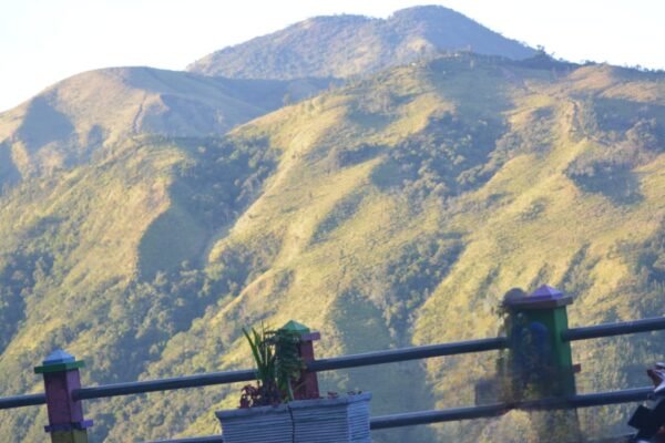 Perbatasan Magetan-Karanganyar, Keindahan Alam yang Mempesona Jadi Incaran Spot Foto Wisatawan