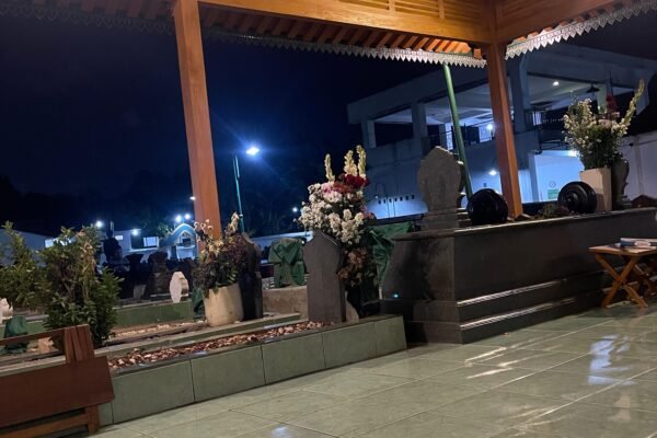 Berkunjung ke Kawasan Komplek Makam Dongkelan Yogyakarta