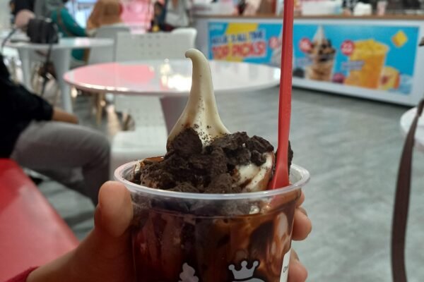 Mixue Ponorogo: Pilihan Utama Berburu Es Krim Lezat dengan Banyak Varian
