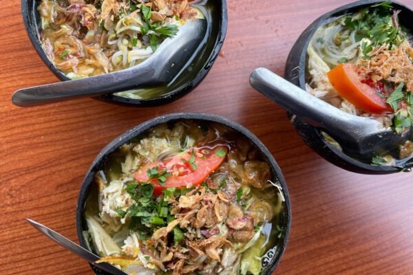 Menikmati Santap Sarapan di Soto Bathok Sor Ringin Jogja