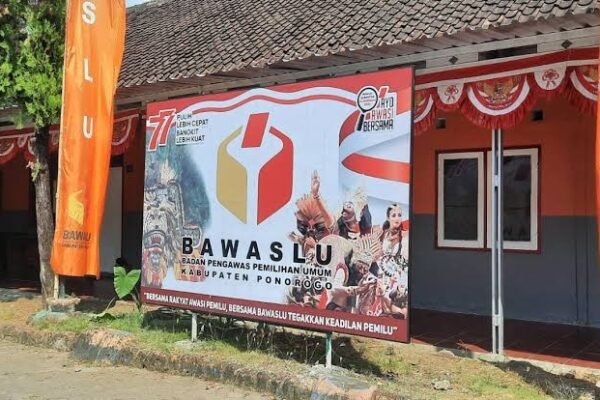 Bawaslu Ponorogo Buka Pendaftaran Pengawas TPS, Persiapkan 14 Syarat Ini
