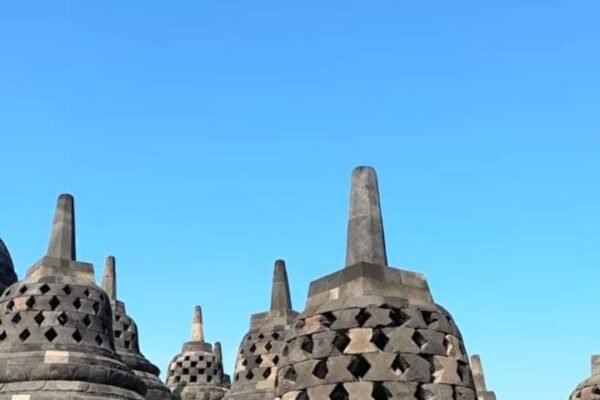 Candi Borobudur: Situs Bersejarah dan Tempat Wisata yang Tak Lekang oleh Waktu