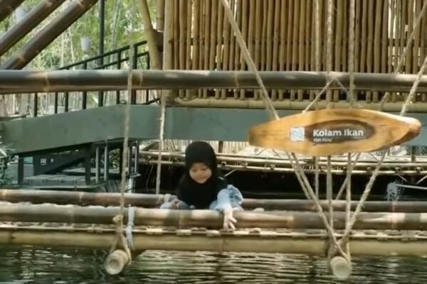 Eksplorasi Taman Jatimori: Taman Kreasi Alam dengan Wahana Lengkap di Ponorogo