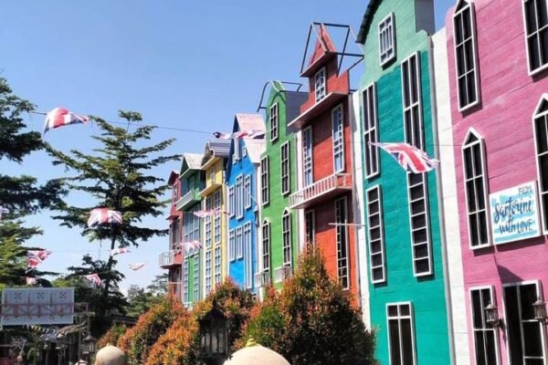 Mengeksplorasi Kediri: Wisata Kota Mungil dengan Segudang Pesona