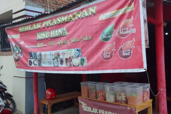 Kreasi Seblak Sesuai Selera: Seblak Prasmanan Ning Hana yang Bikin Nagih