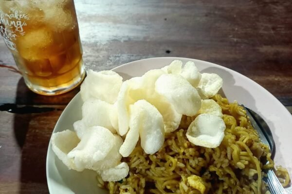 Kisah di Balik Sepiring Nasi Magelangan, Petualangan Rasa Kuliner Khas Jawa