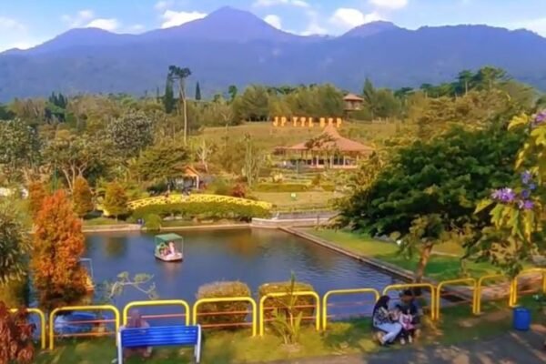 Menikmati Sejuknya Bermi Ecopark Probolinggo: Destinasi Wisata Alam yang Penuh Pesona