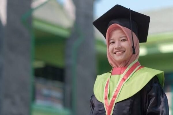 Program Populis Bupati Ponorogo, Kuliah Gratis di Kampus Lokal