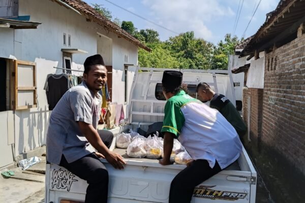 LAZIZNU Ranting Mojomati Jetis Kembali Realisasikan Tasarruf Zakat