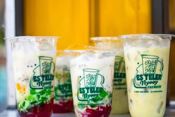 Segar, Creamy, Juara! Ini Dia Es Teler Nyooy yang Lagi Hits di Ponorogo