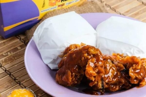 Ketemu Sensasi Ayam Pedas Keju Kekinian di Ayam Kampoes Ponorogo!