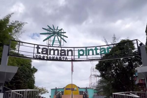 Taman Pintar Yogyakarta, Destinasi Edukasi Keluarga di Tengah Kota Budaya