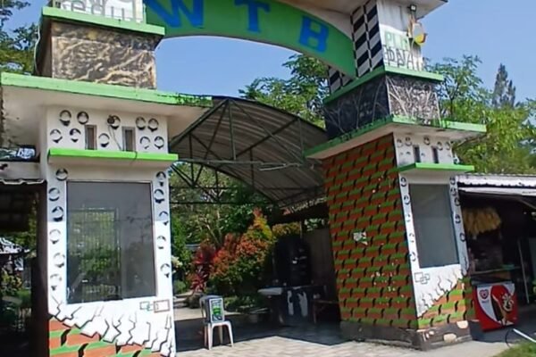 Menjelajah Sungai ala Kanal Eropa di Nganjuk: Wisata Tani Betet Tawarkan Pesona Desa yang Hidup Kembali