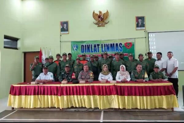 Diklat Linmas Desa Cekok: Siaga Bencana, Siap Jaga Desa