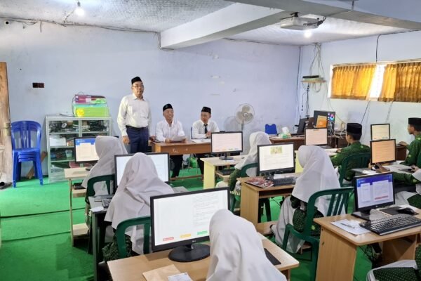 Berkomitmen Jaga Kualitas Capaian Literasi, Numerasi dan Karakter, MA Al Islam Joresan Ikuti ANBK 2025