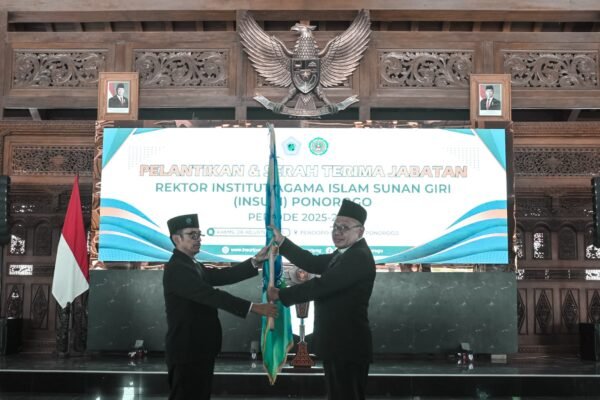 Pelantikan Rektor Baru INSURI Ponorogo: Refleksi, Harapan, dan Komitmen Bersama