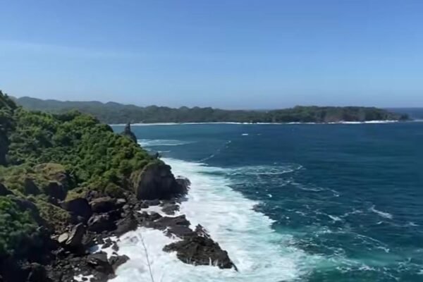 Bukit Pengilon, Surga Tersembunyi di Gunung Kidul untuk Menyapa Matahari Tenggelam