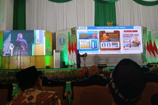 Penerima Beasiswa Pemprov Jatim Ikuti Studium Generale, 15 Mahasiswa Pascasarjana INSURI Ponorogo Turut Hadir