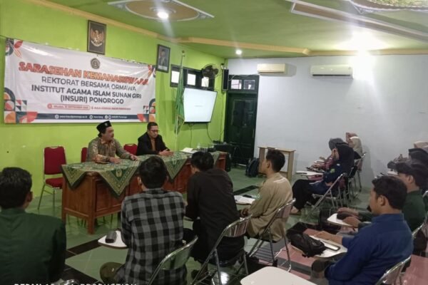 Perkuat Sinergi Rektorat dan Ormawa, INSURI Adakan Sarasehan dengan Mahasiswa