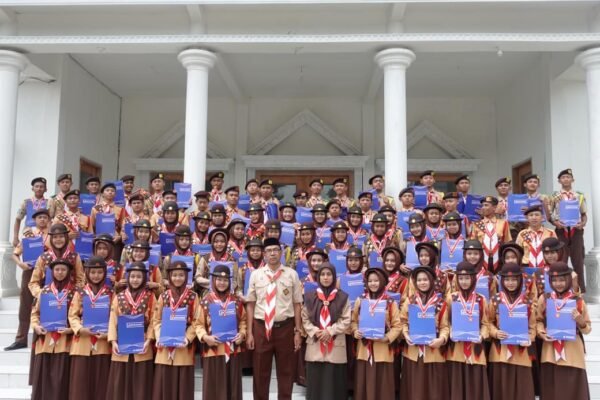 Membanggakan, 72 Pramuka Garuda Al Islam Joresan Dikukuhkan oleh Kwarcab Ponorogo
