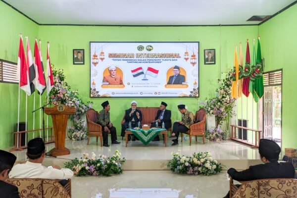 Bedah Tafsir Tarbawi dalam Tantangan Zaman Kontemporer, INSURI Ponorogo Hadirkan Profesor Al-Azhar Mesir